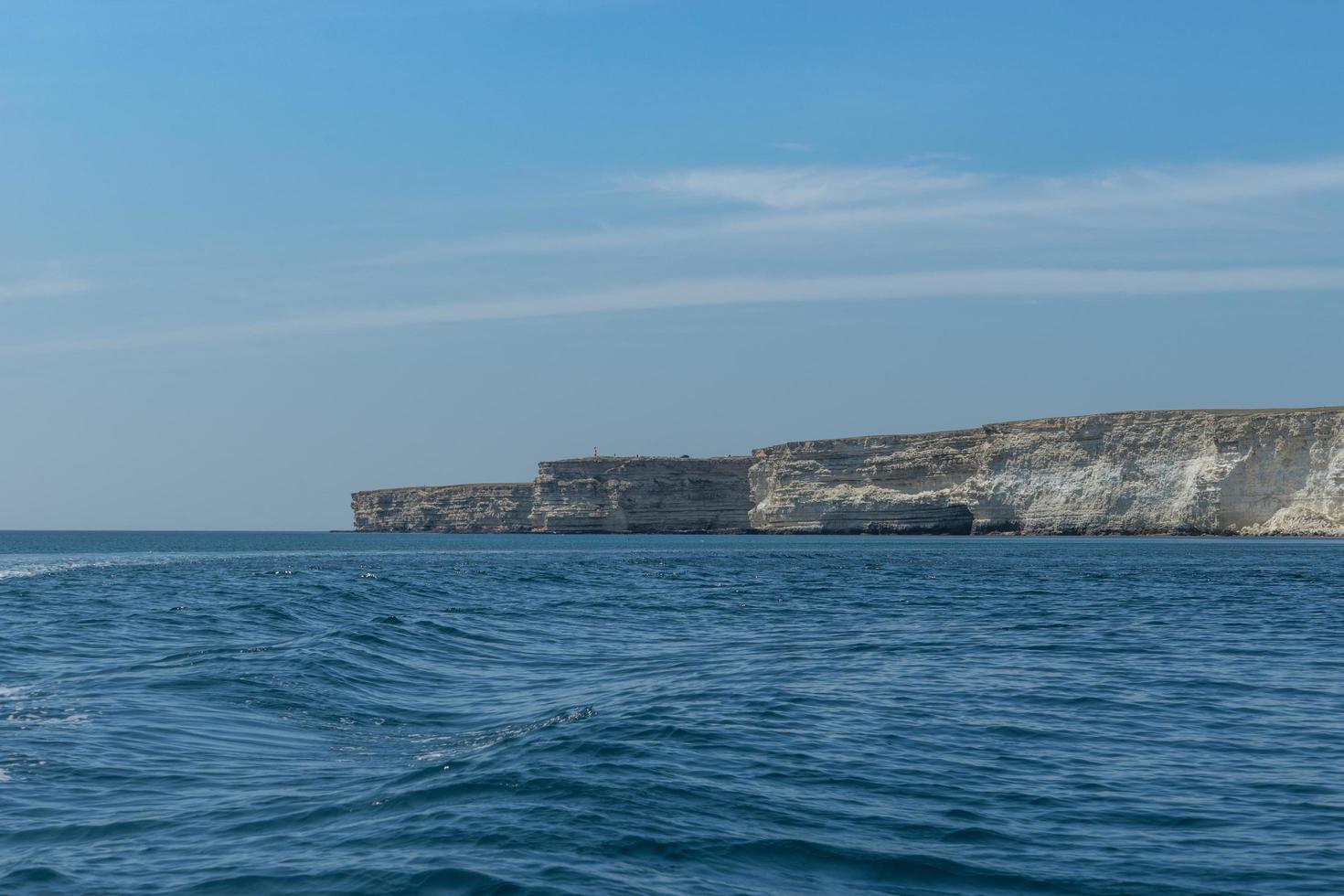 l'attrazione del promontorio tarkhankut della Crimea con bellissime formazioni rocciose foto