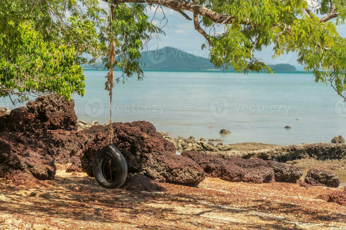 spiaggia lungo meridionale costa nel ko lanta, Tailandia foto