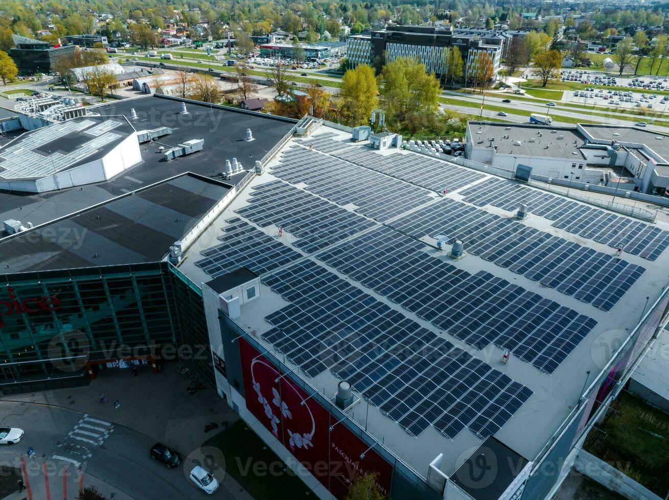 aereo Visualizza di il Spezia shopping centro commerciale nel riga, Lettonia. foto