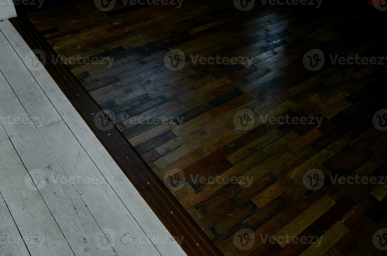 di legno pavimento Visualizza foto