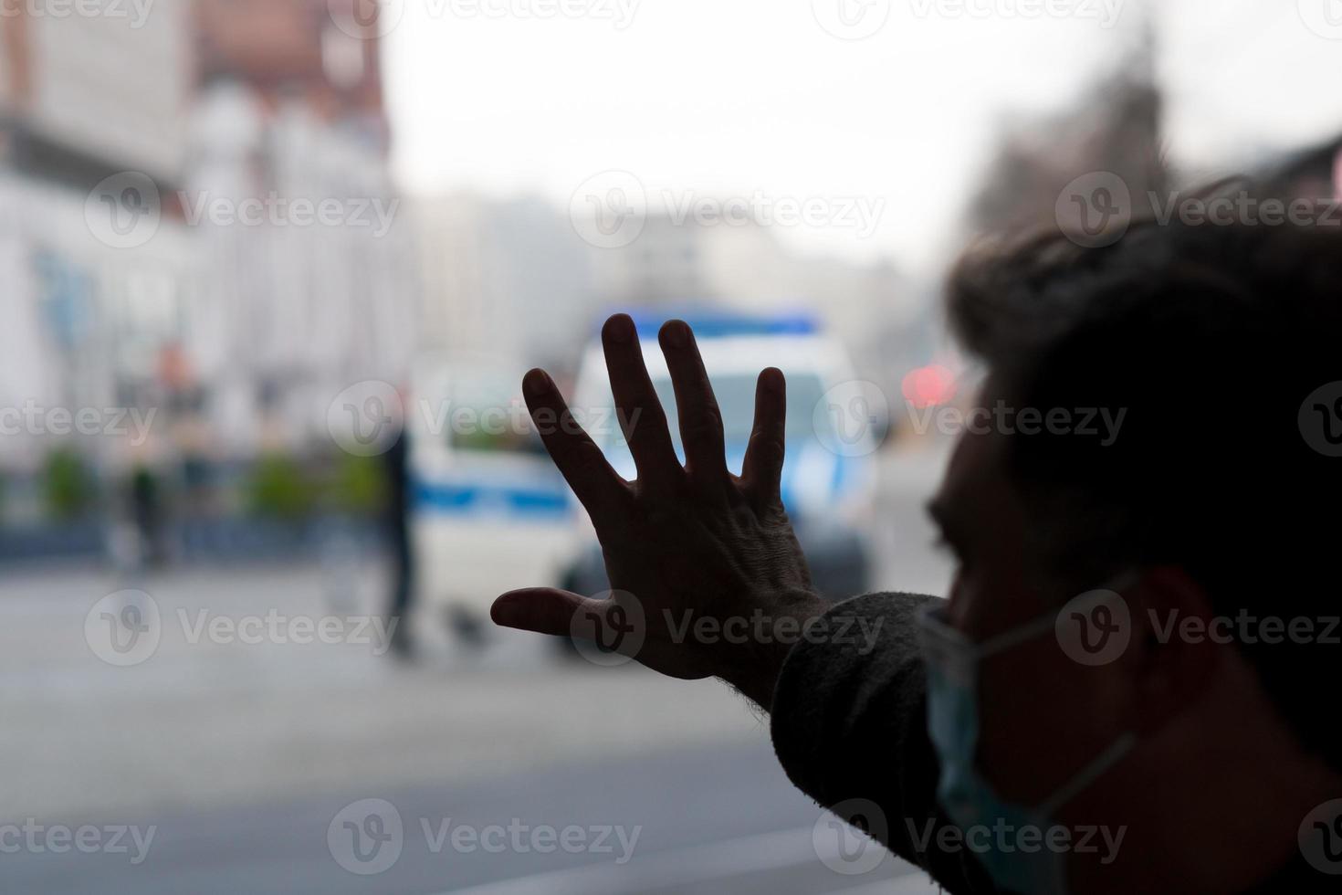 smetti di gesticolare uomo foto