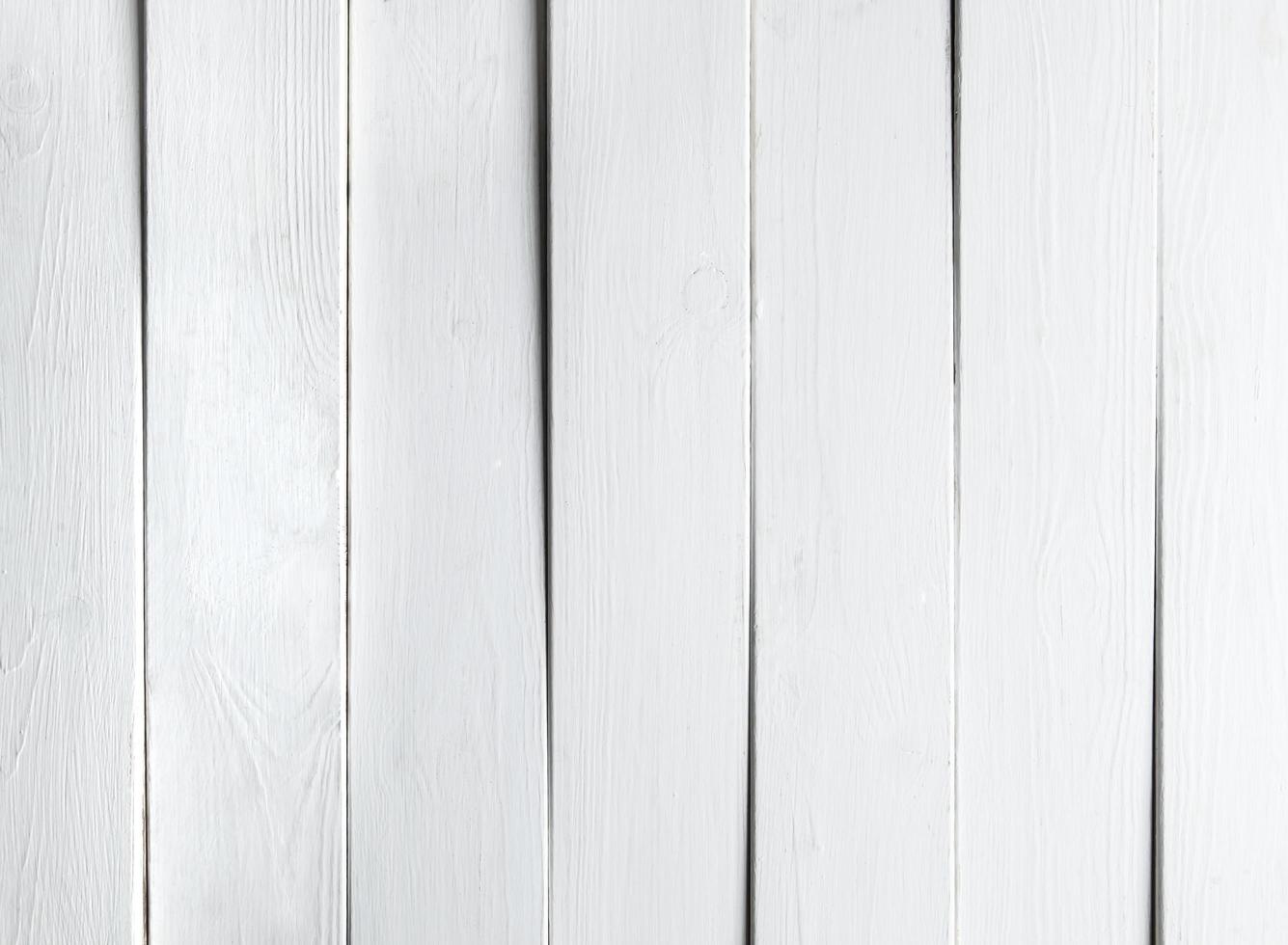 sfondo bianco di assi di legno foto