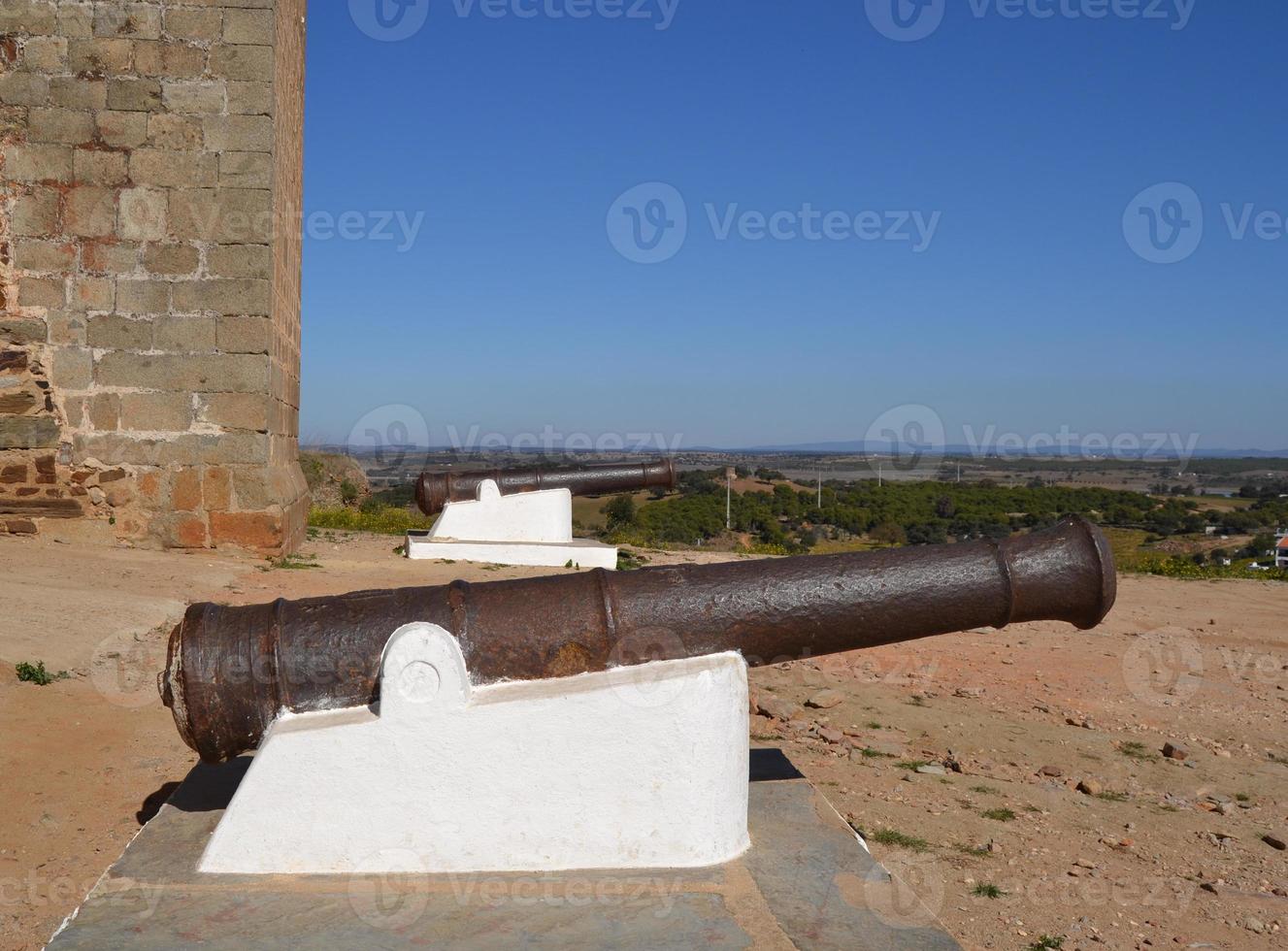 un vecchio cannone da guerra foto