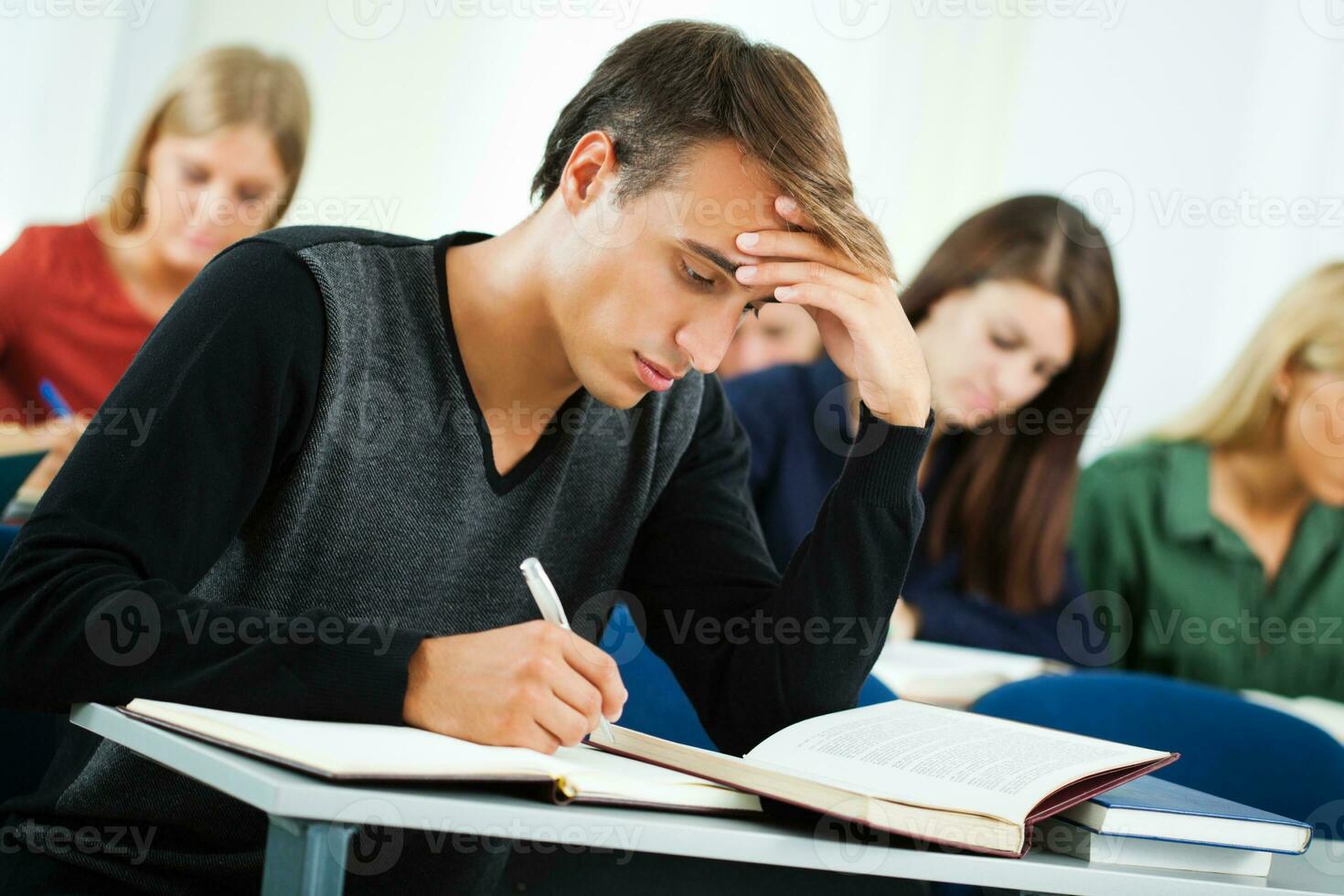 studenti nel un' aula foto