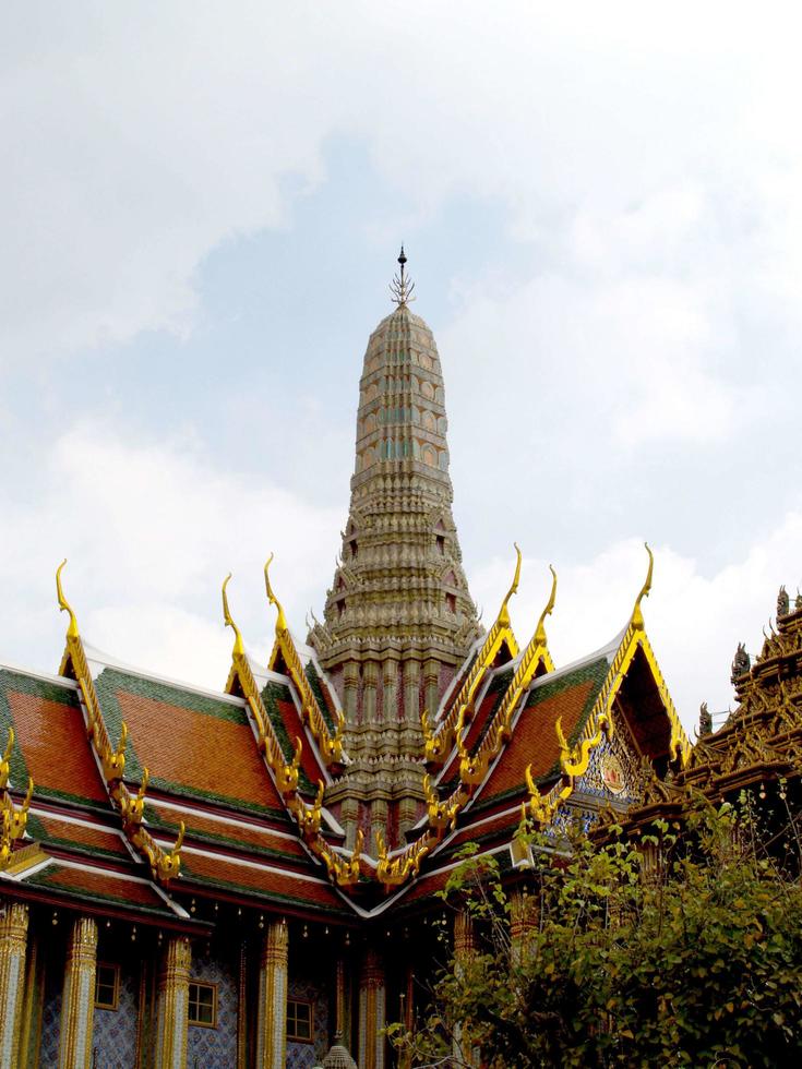 tempio di wat phra kaew a bangkok foto