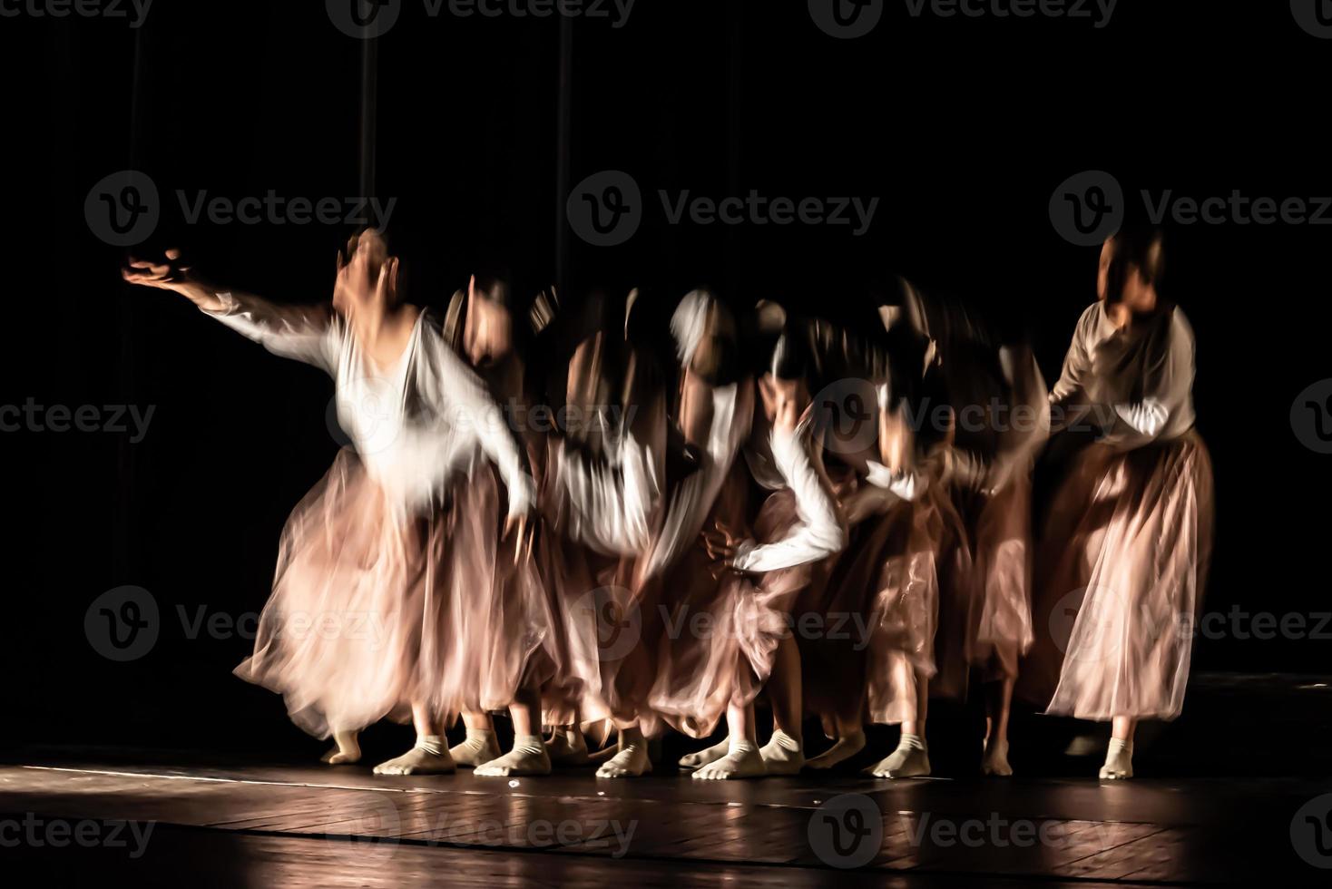 il movimento astratto della danza foto