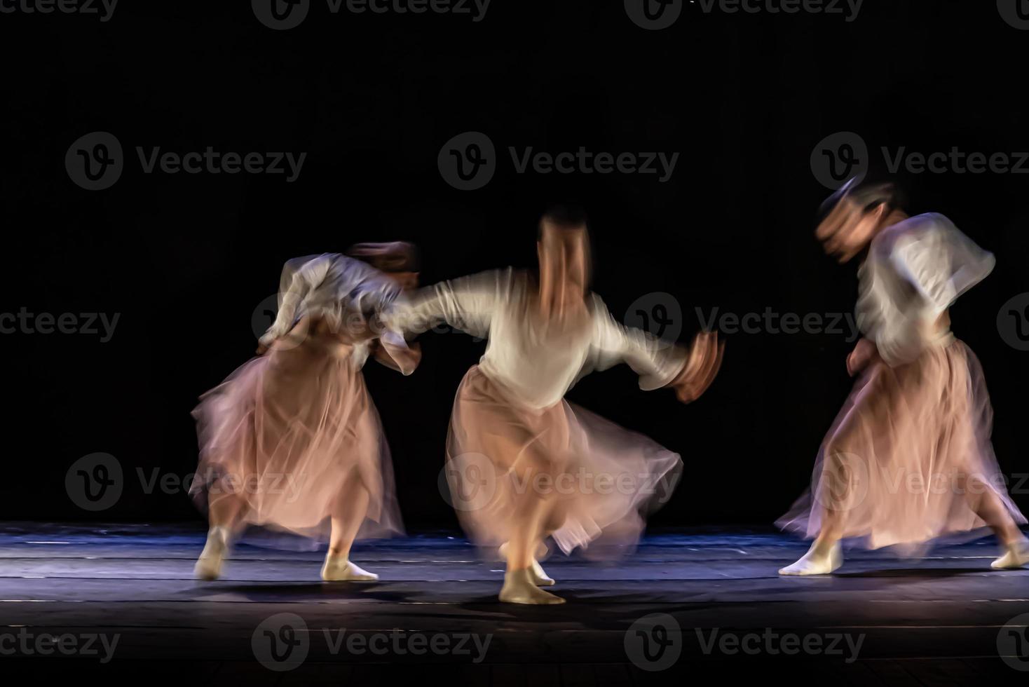 il movimento astratto della danza foto