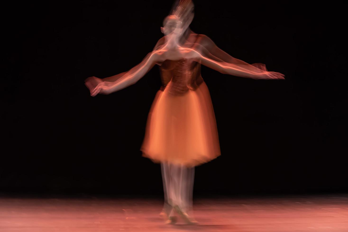 il movimento astratto della danza foto