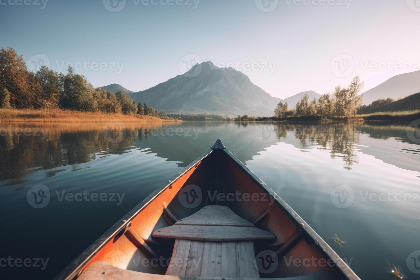 canoa galleggiante su un' sereno montagna lago circondato di alto pino alberi su un' tranquillo, calmo mattina. ai generato foto