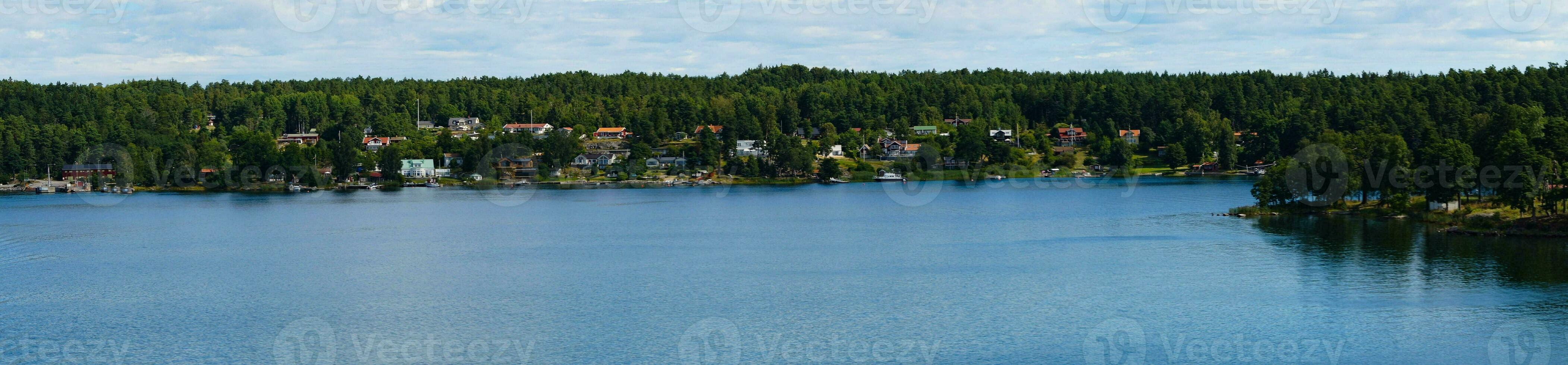 con il crociera nave attraverso il arcipelago di stoccolma Svezia foto