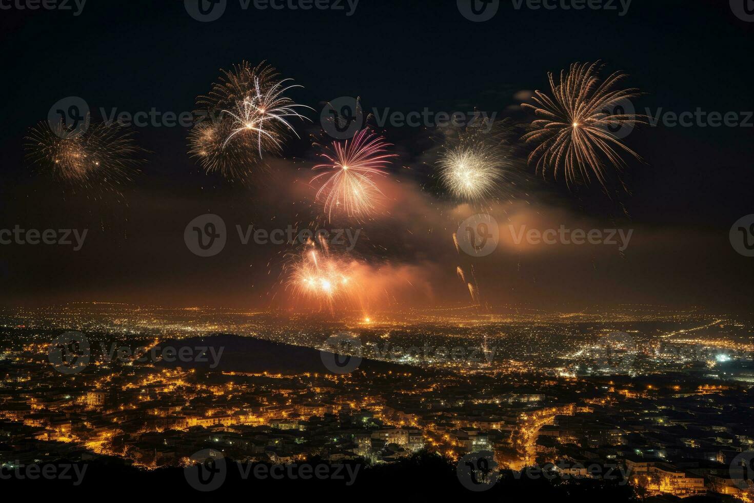 fuochi d'artificio al di sopra di il città per vacanza o indipendenza giorno foto