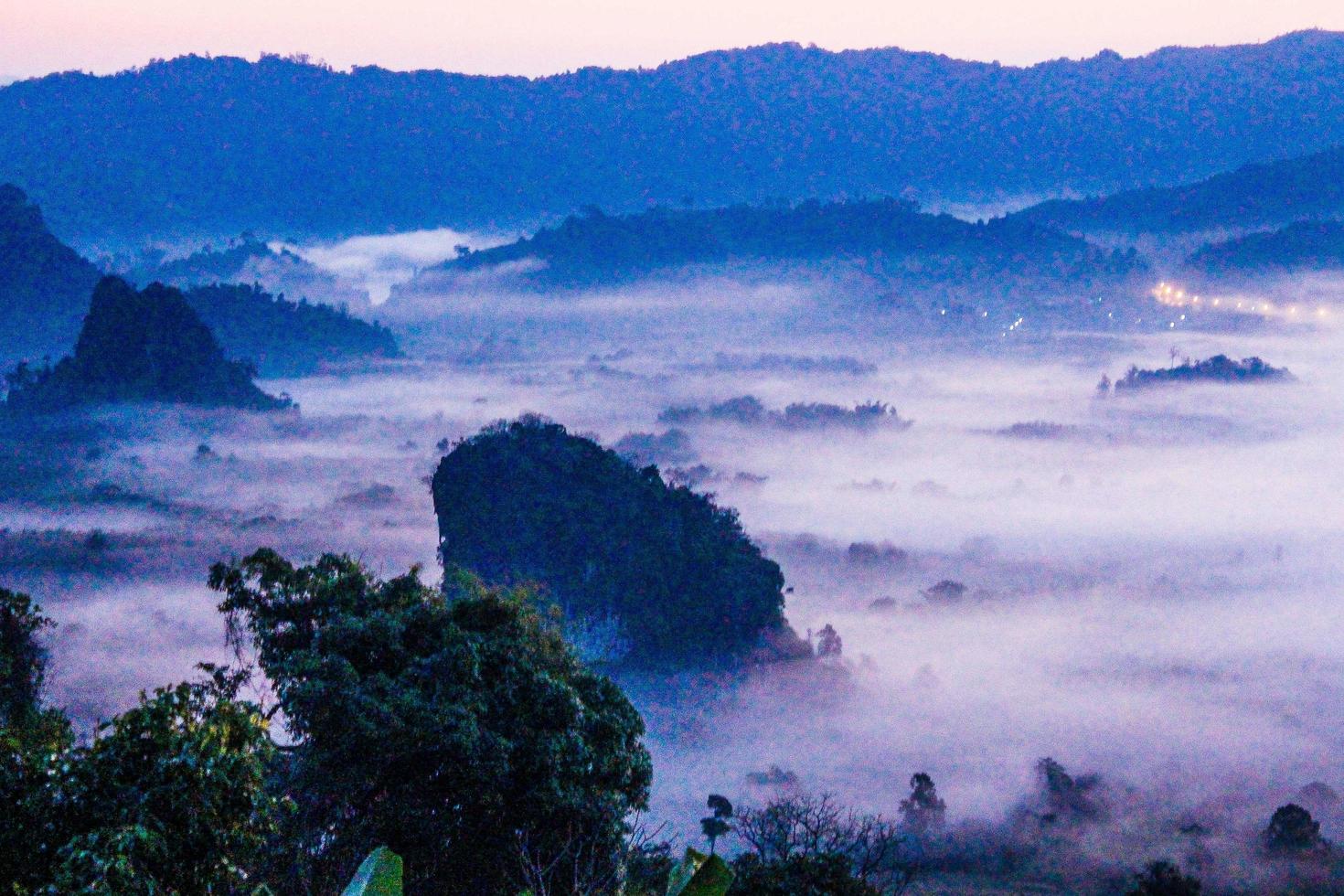 alba a phu lanka, phayao, thailandia foto