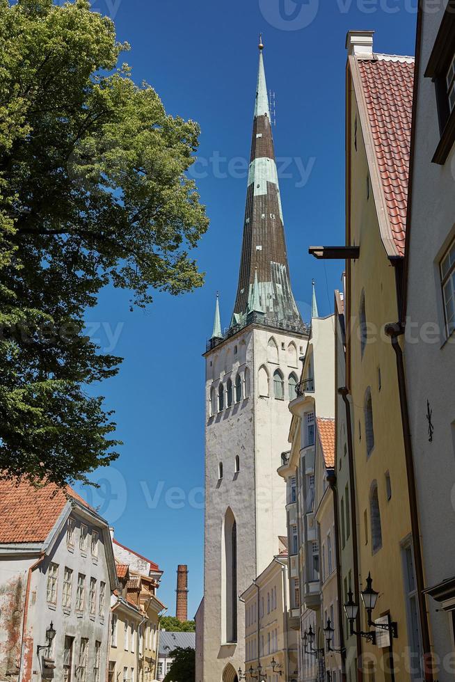 architettura del centro della città vecchia città di tallinn in estonia foto