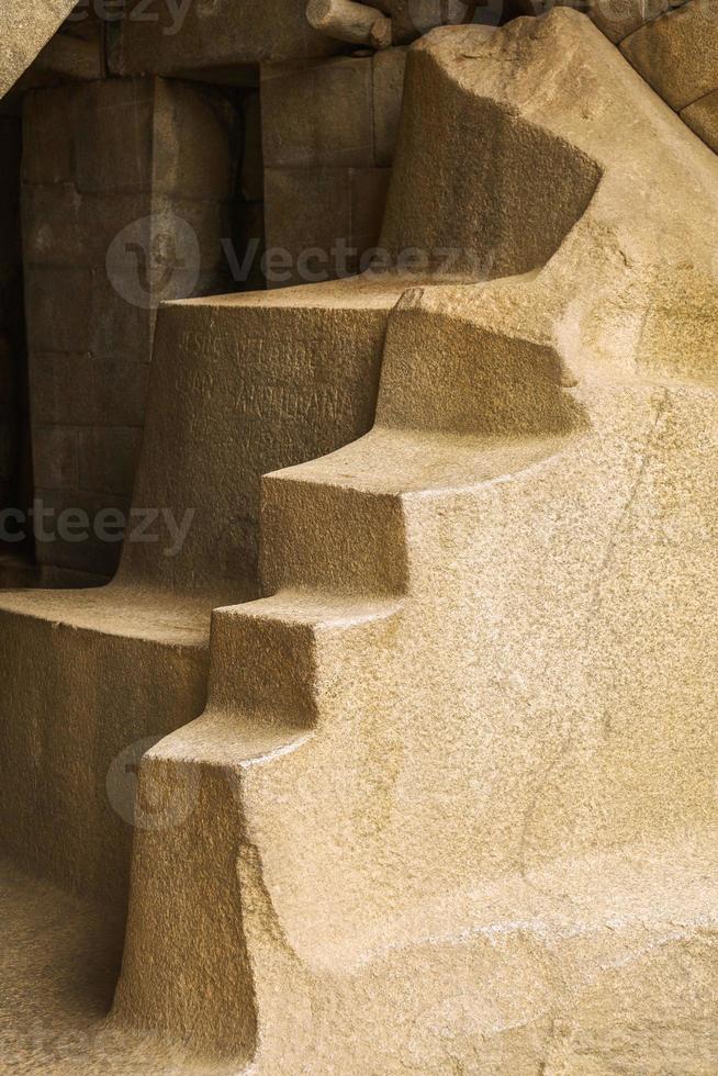 rovine della città perduta inca machu picchu vicino a cusco in perù foto