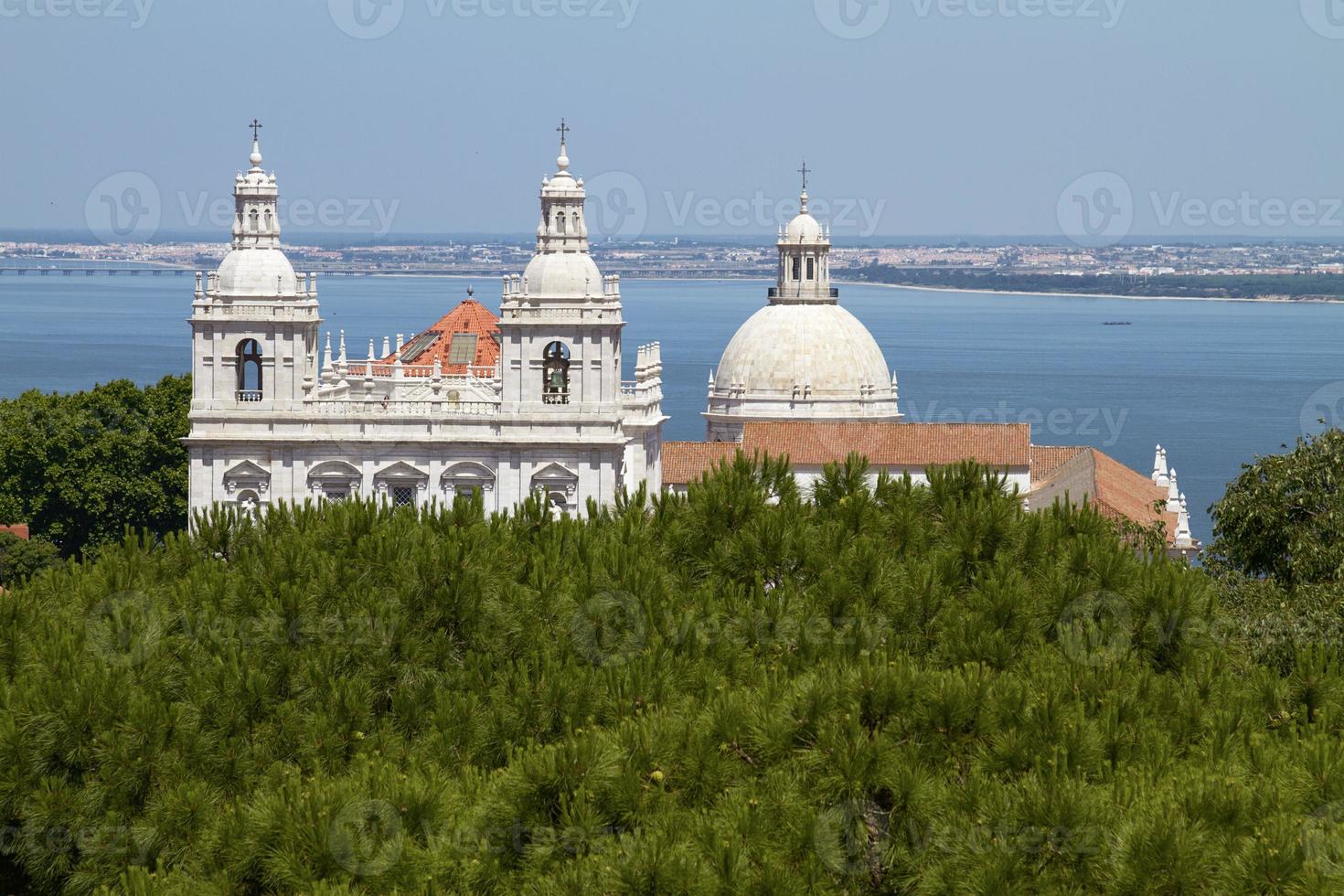 chiesa di santa engracia lisbona portogallo foto