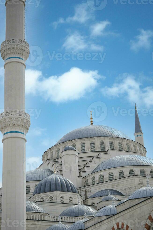 tacchino Istanbul 12 gennaio 2023. camlica moschea maggiore moschea nel Asia foto