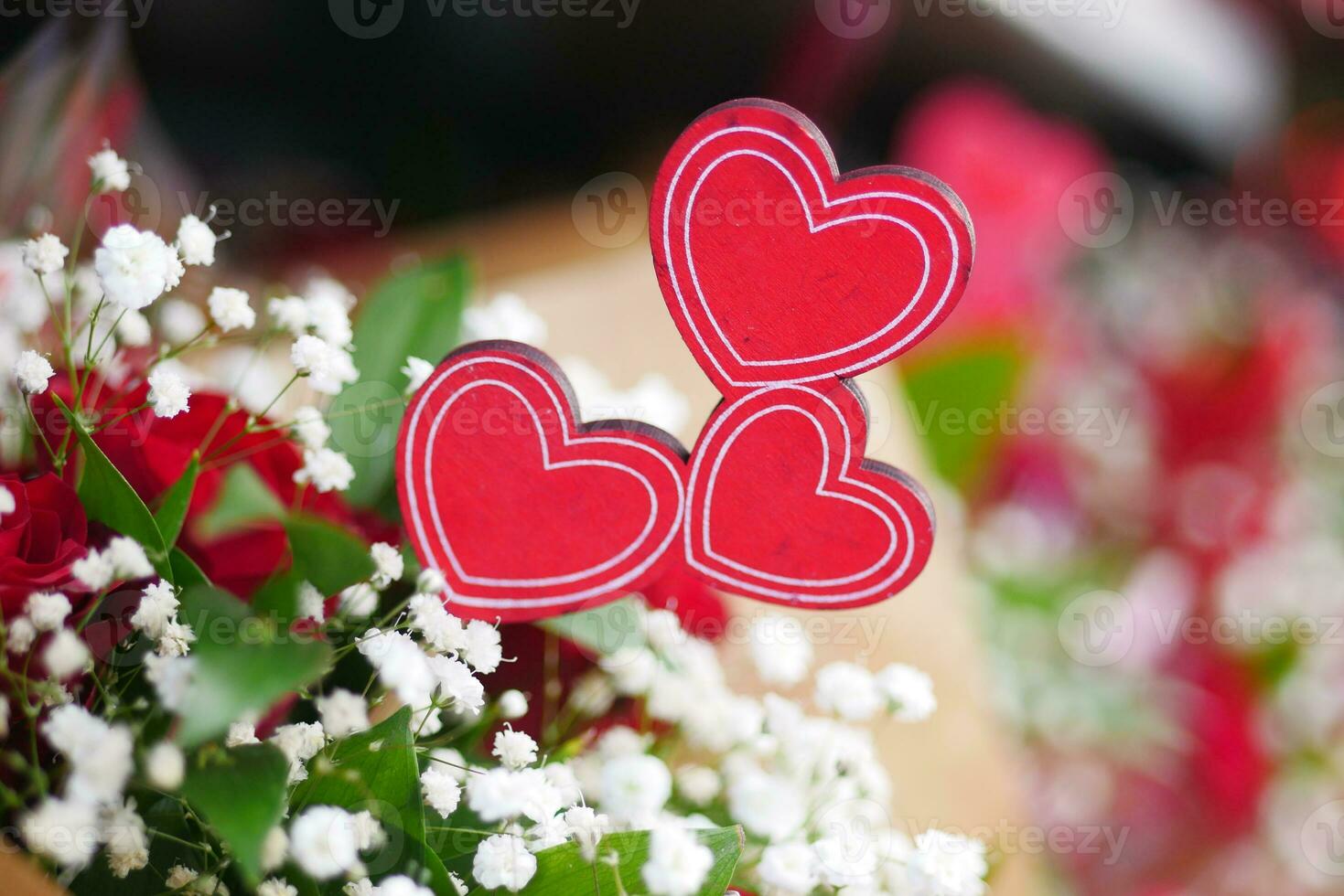rosso rosa mazzo e cuore forma simbolo per regalo . foto