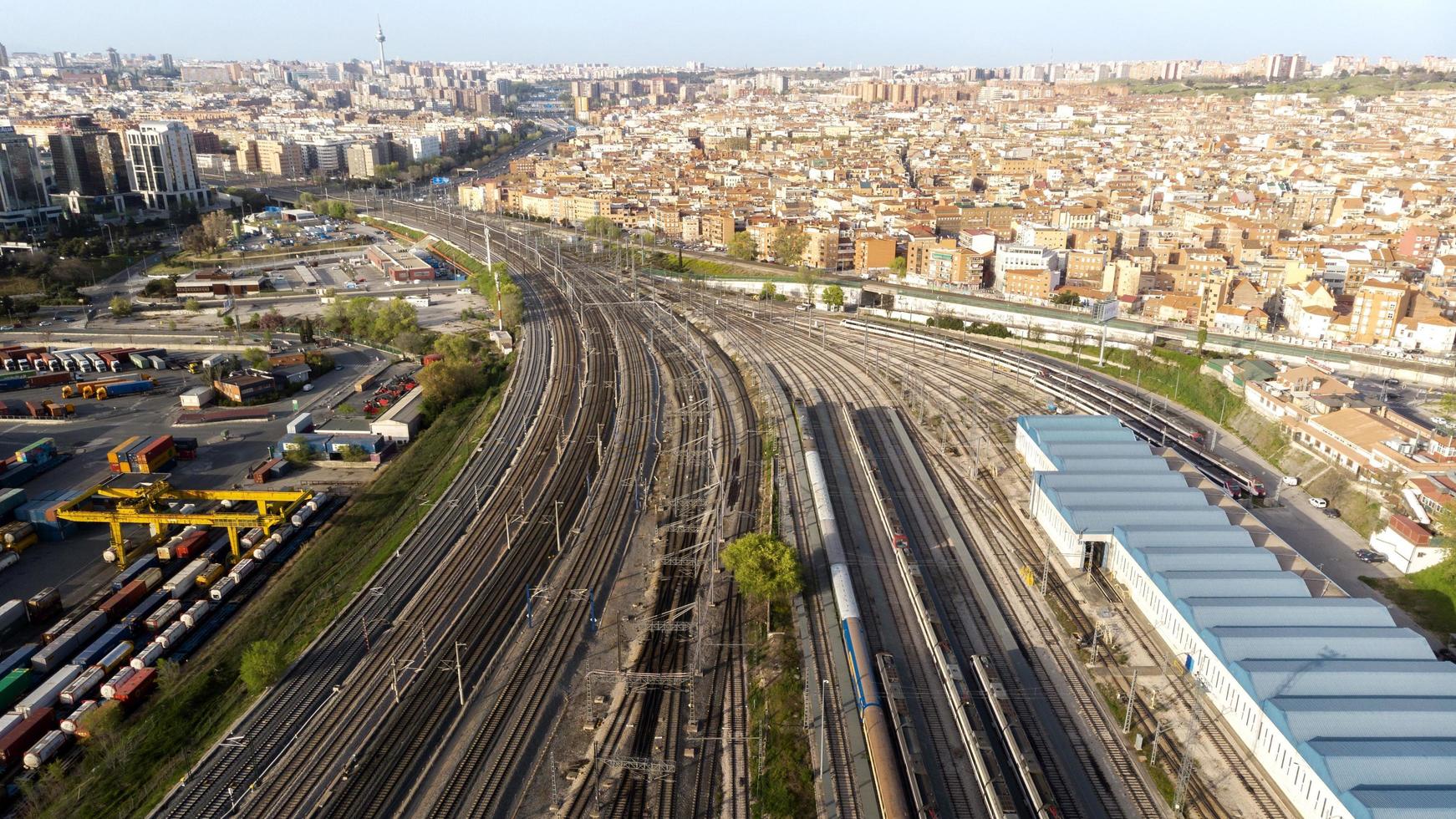 concetto di trasporto treni e ferrovie foto