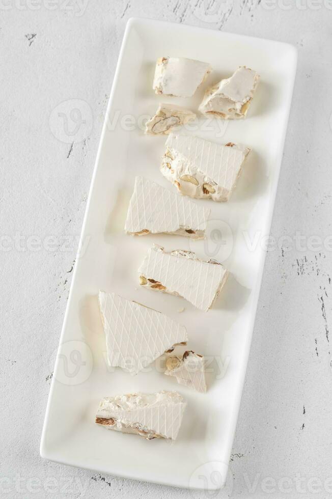 torrone - confezione di torrone europeo foto