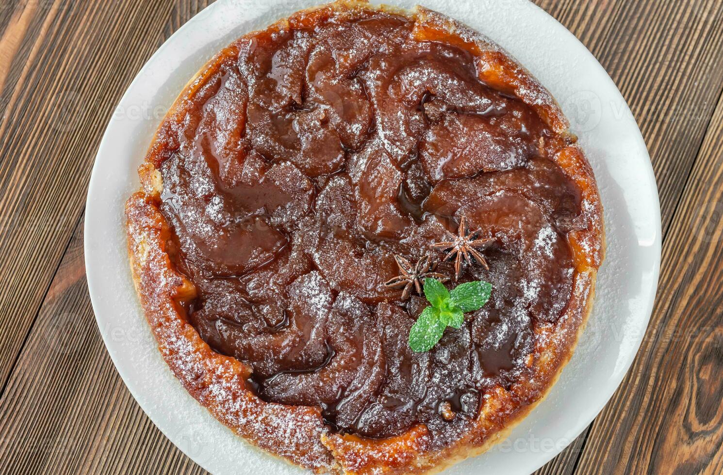 tarte tatin piatto posare foto