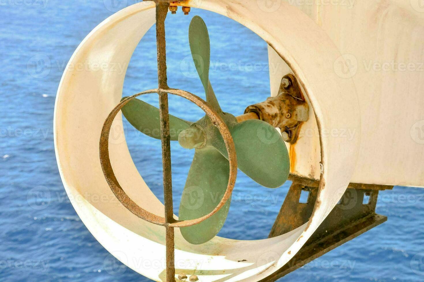 barca metallo struttura avvicinamento foto