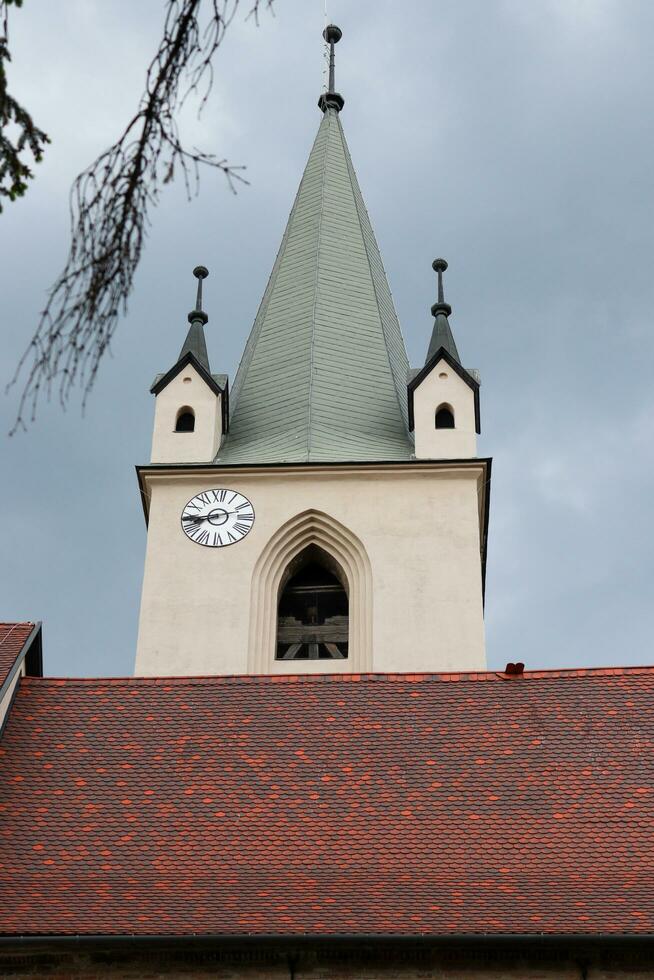 architettonico edifici trovato nel il storico centro di targul mures foto