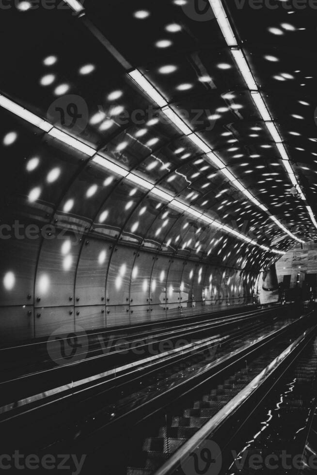 originale posto dentro il varsavia la metropolitana la creazione di un interessante sfondo foto