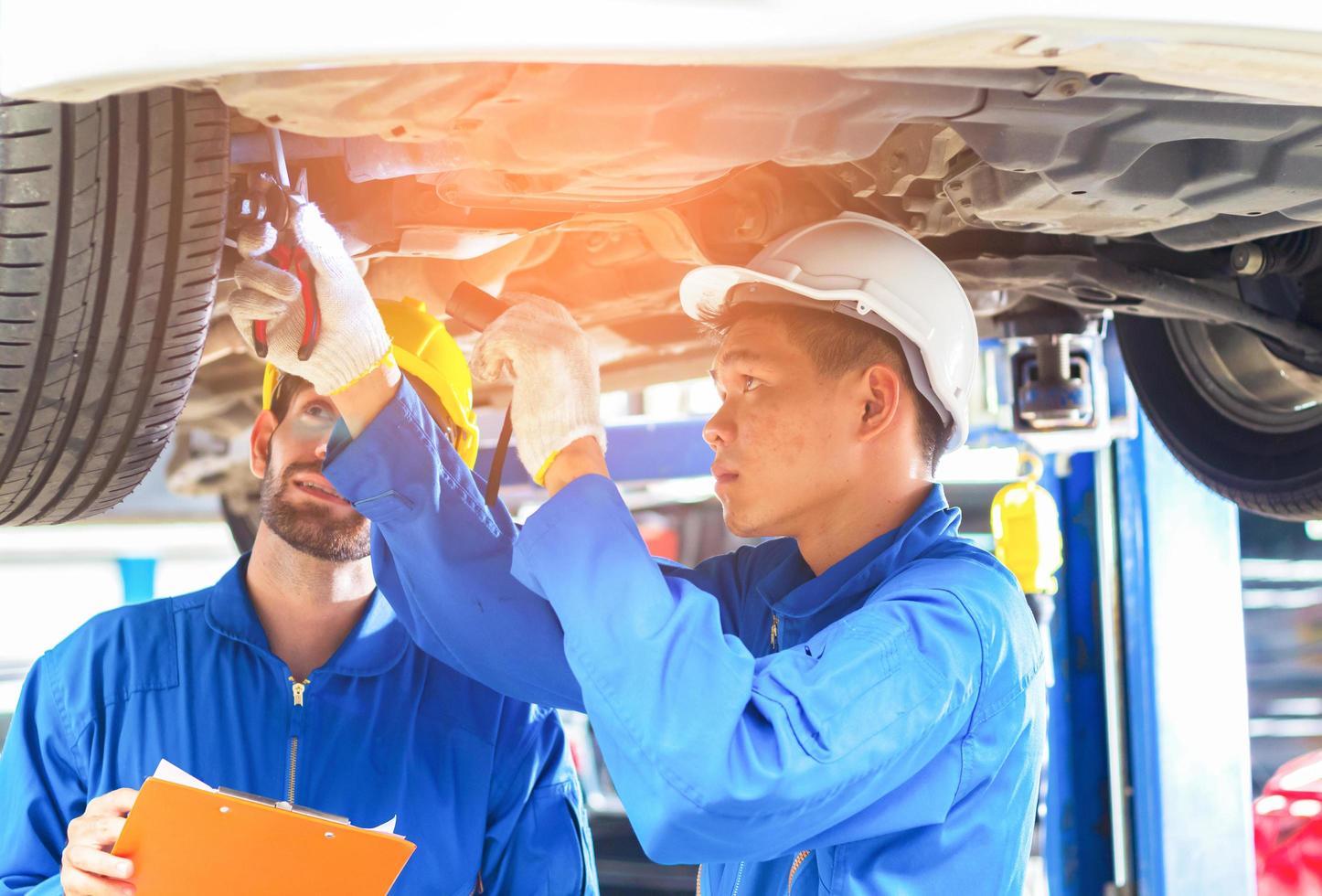 centro di servizi di riparazione auto standard foto