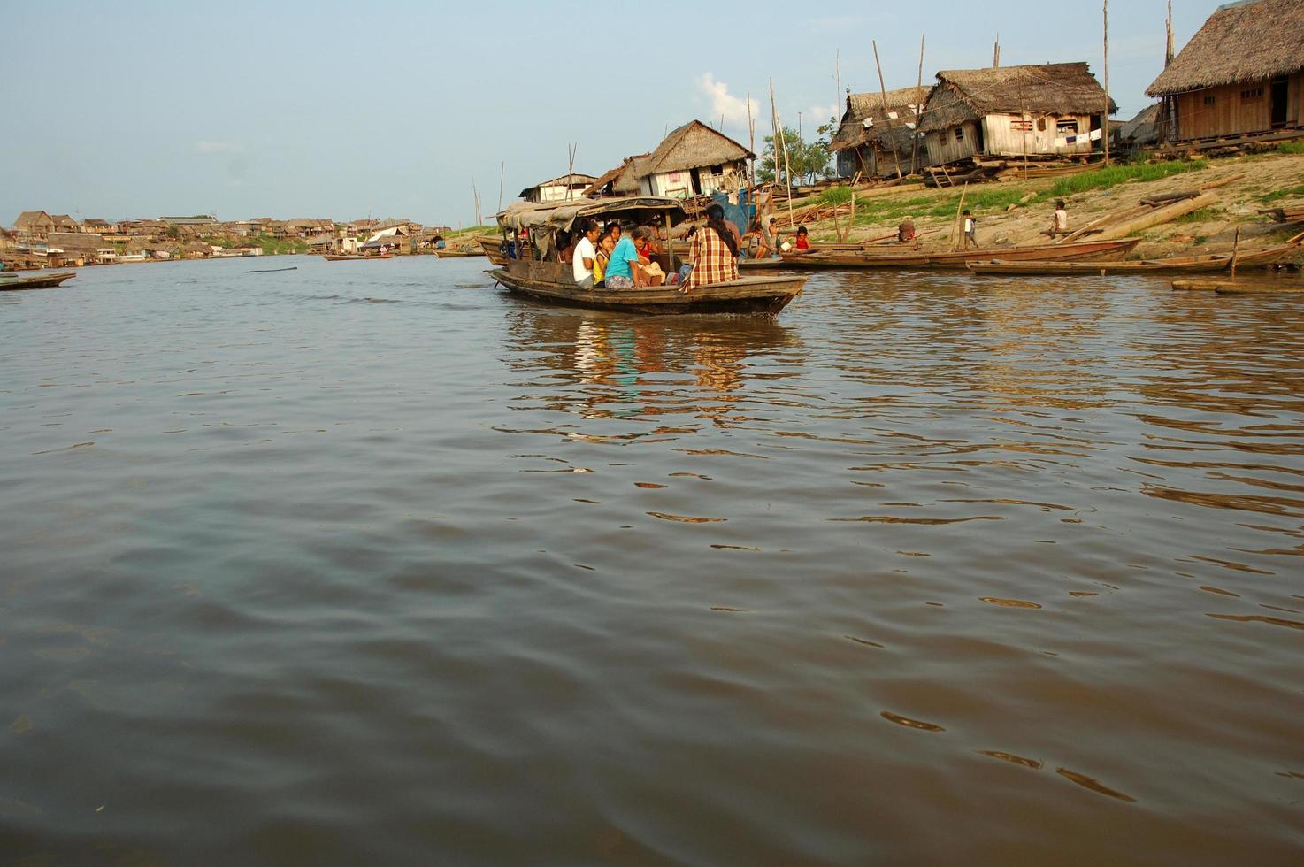 i bassifondi del villaggio di belen a iquitos foto