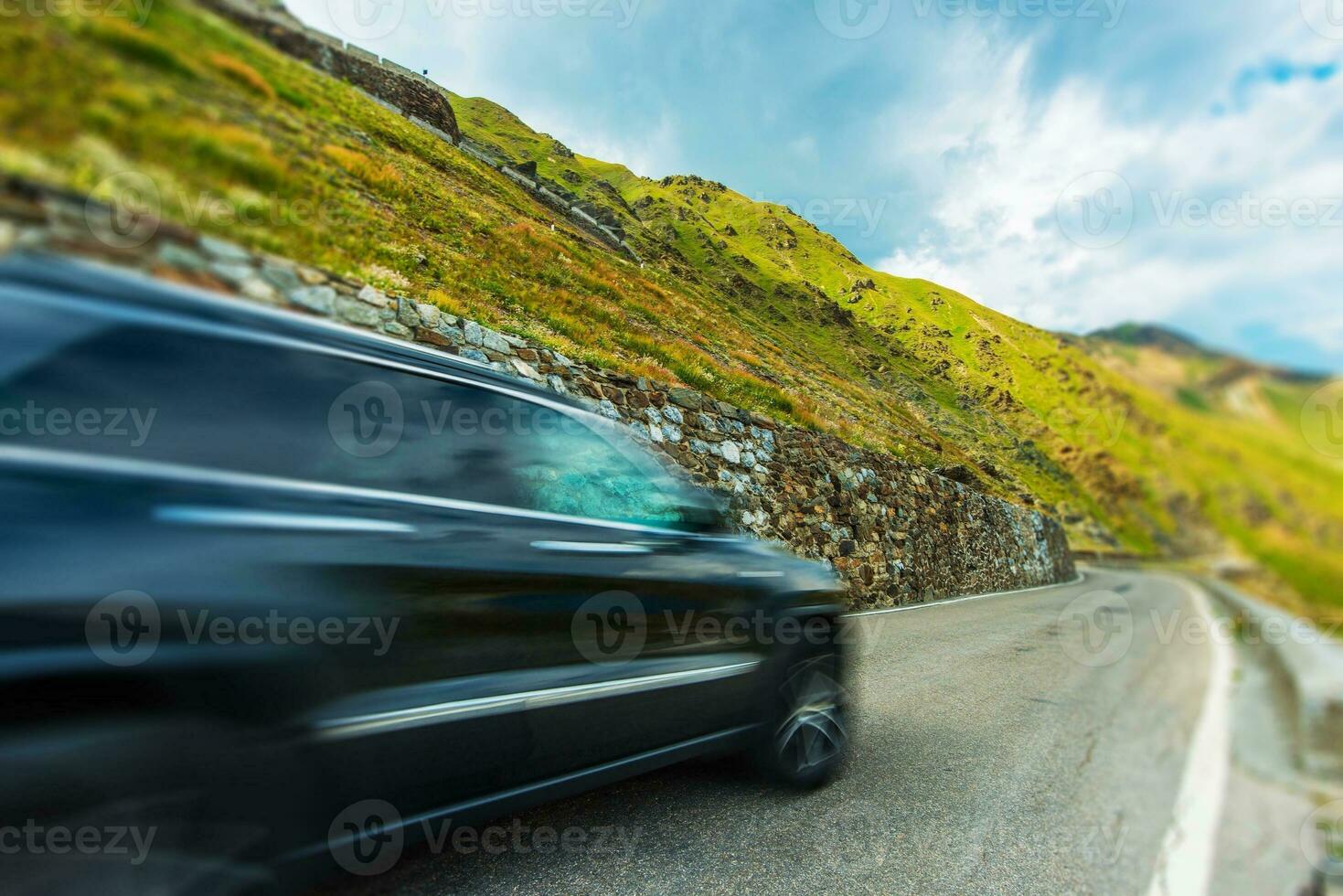 montagna strada guida foto