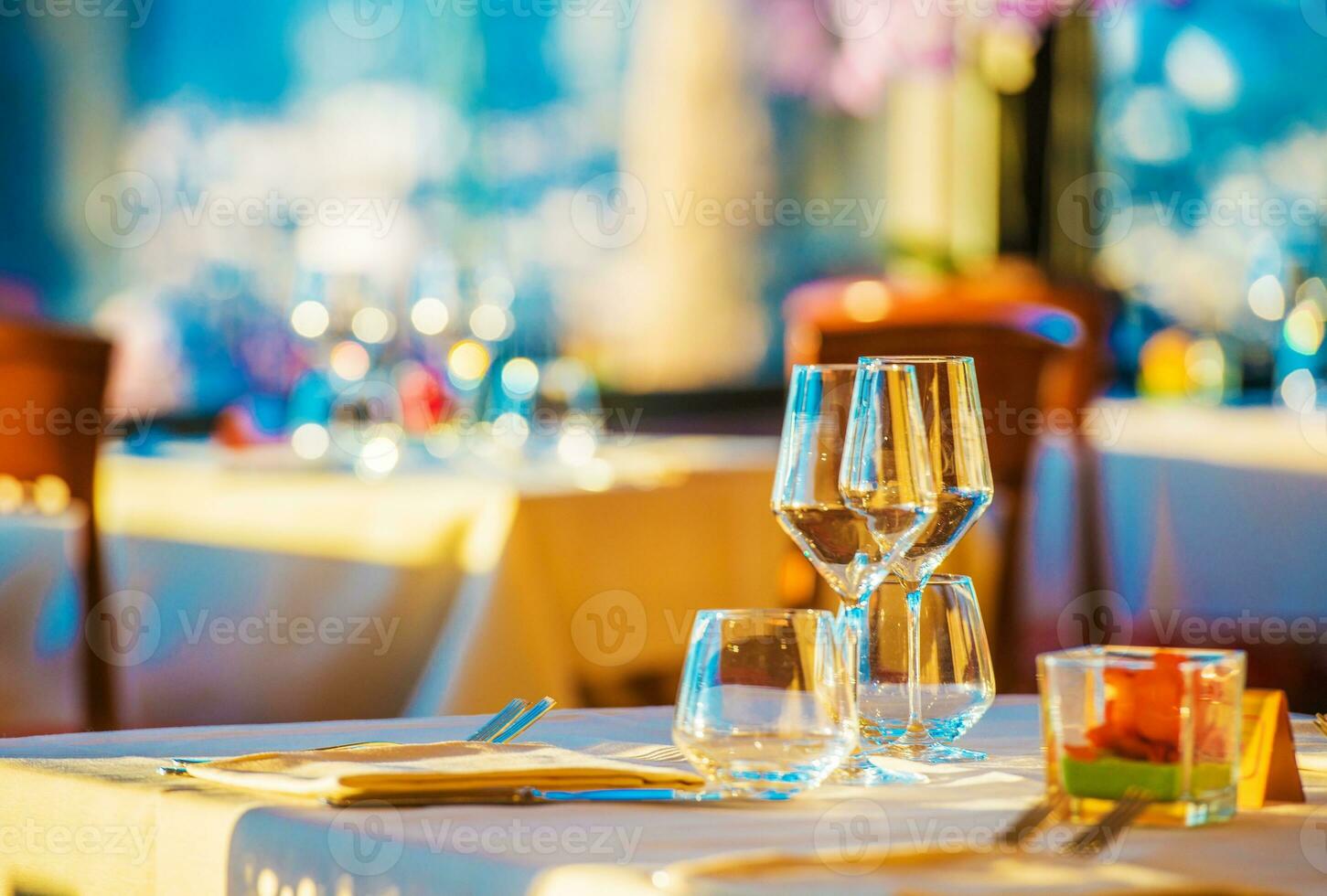elegante ristorante tavolo foto