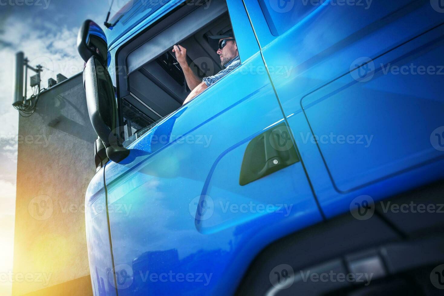 camion autista contrarre foto