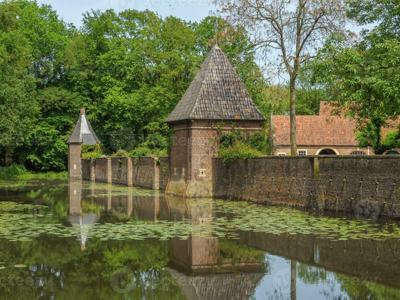 il castello di wellbergen nel westfalia foto