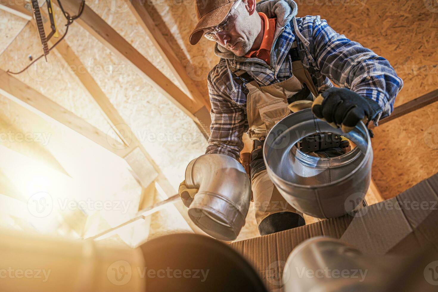 aria ventilazione riscaldamento e raffreddamento lavoratore foto