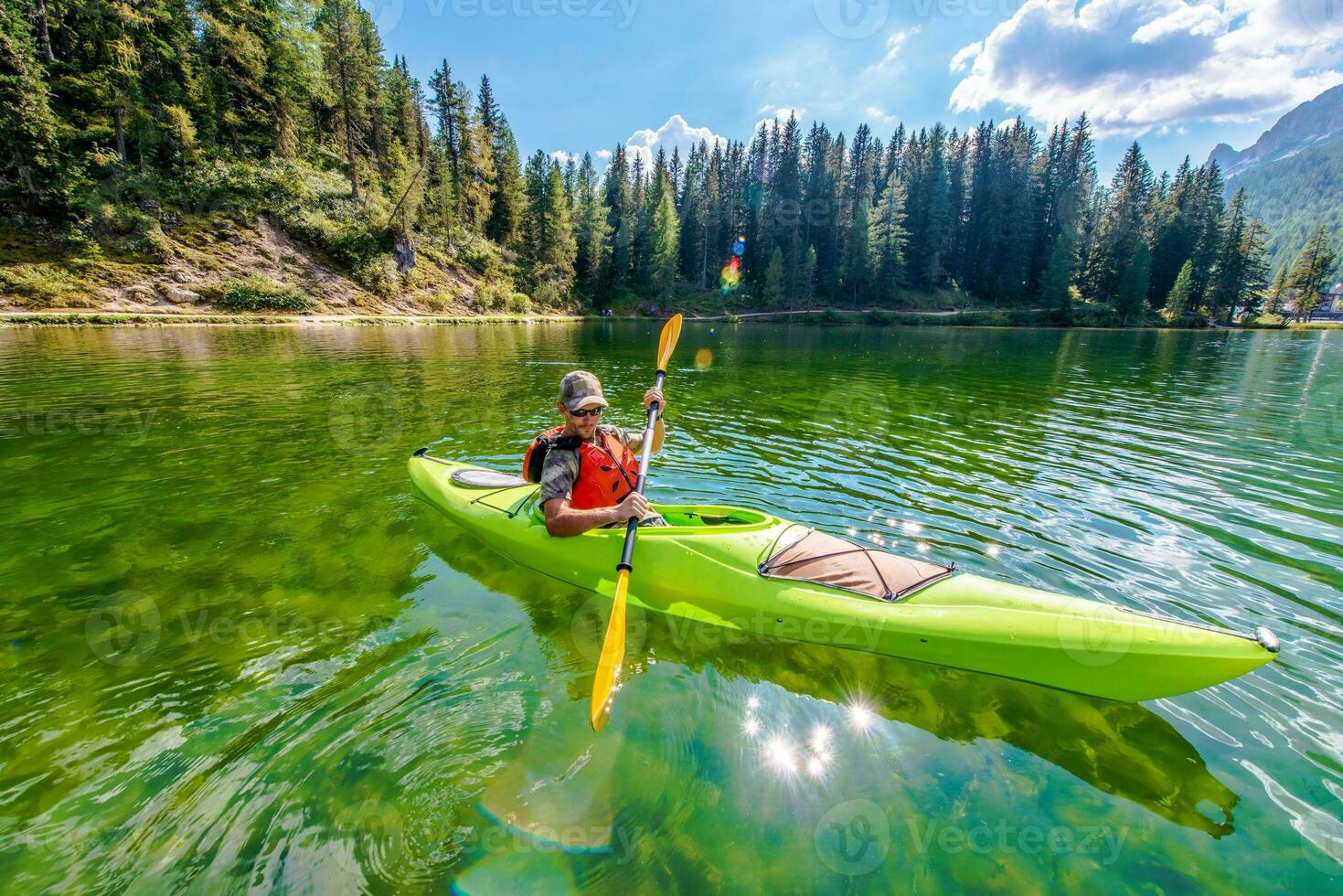 superficiale lago kayak giro foto