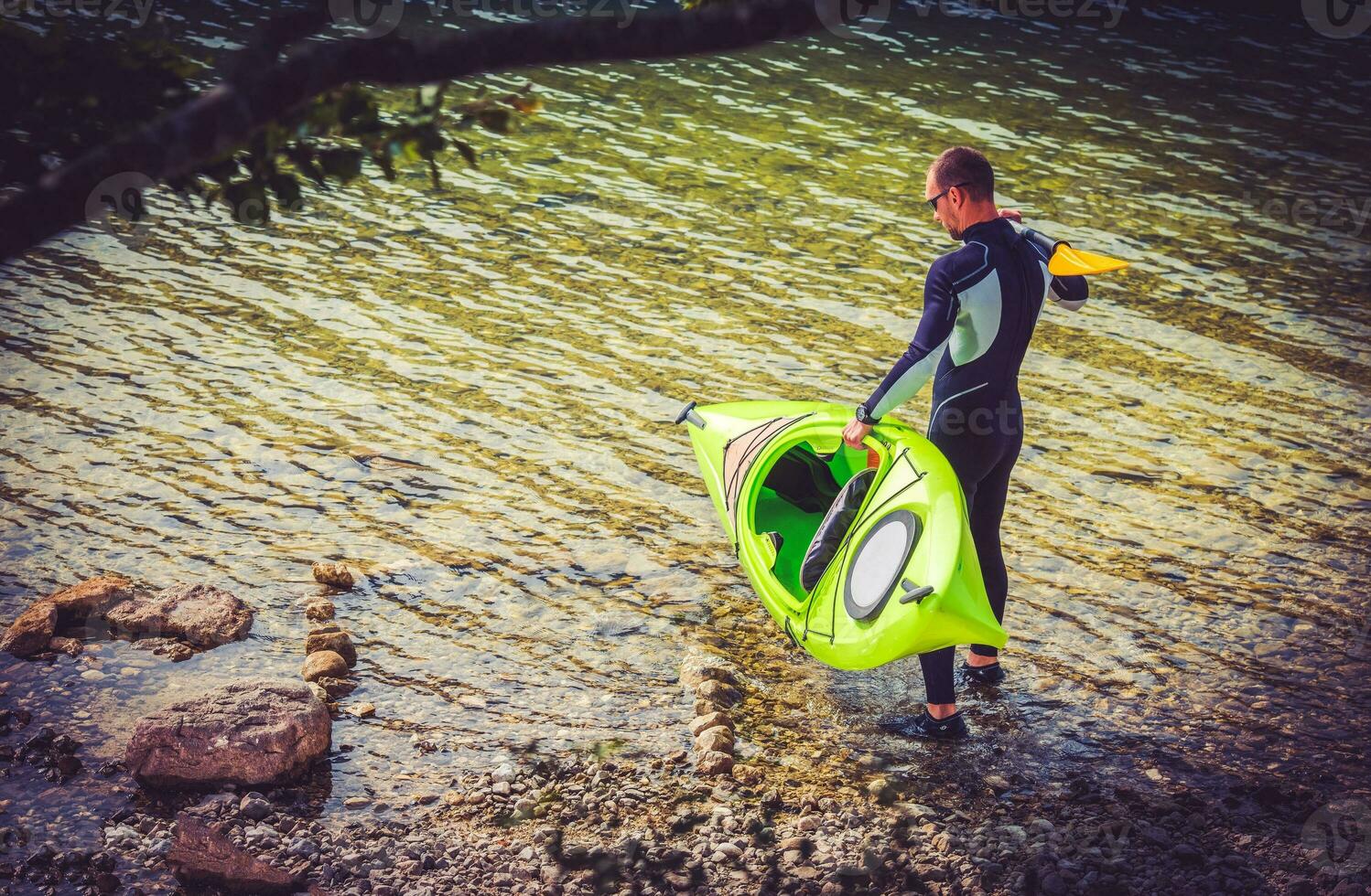 preparazione per kayak viaggio foto