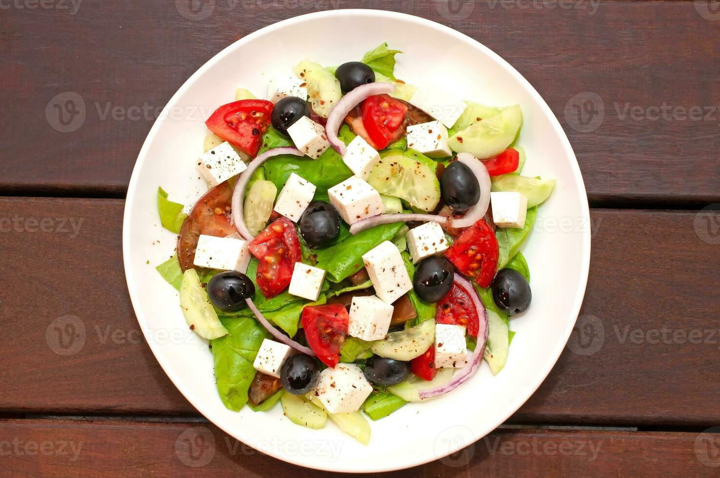 greco insalata con fresco verdure avvicinamento foto