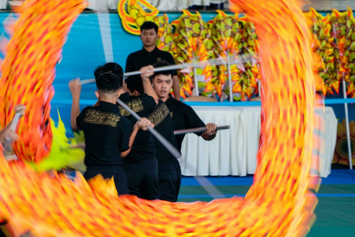 ho chi minh, viet nam - 22 aprile 2023 Drago danza, celebrare il nuovo anno. a il parco foto