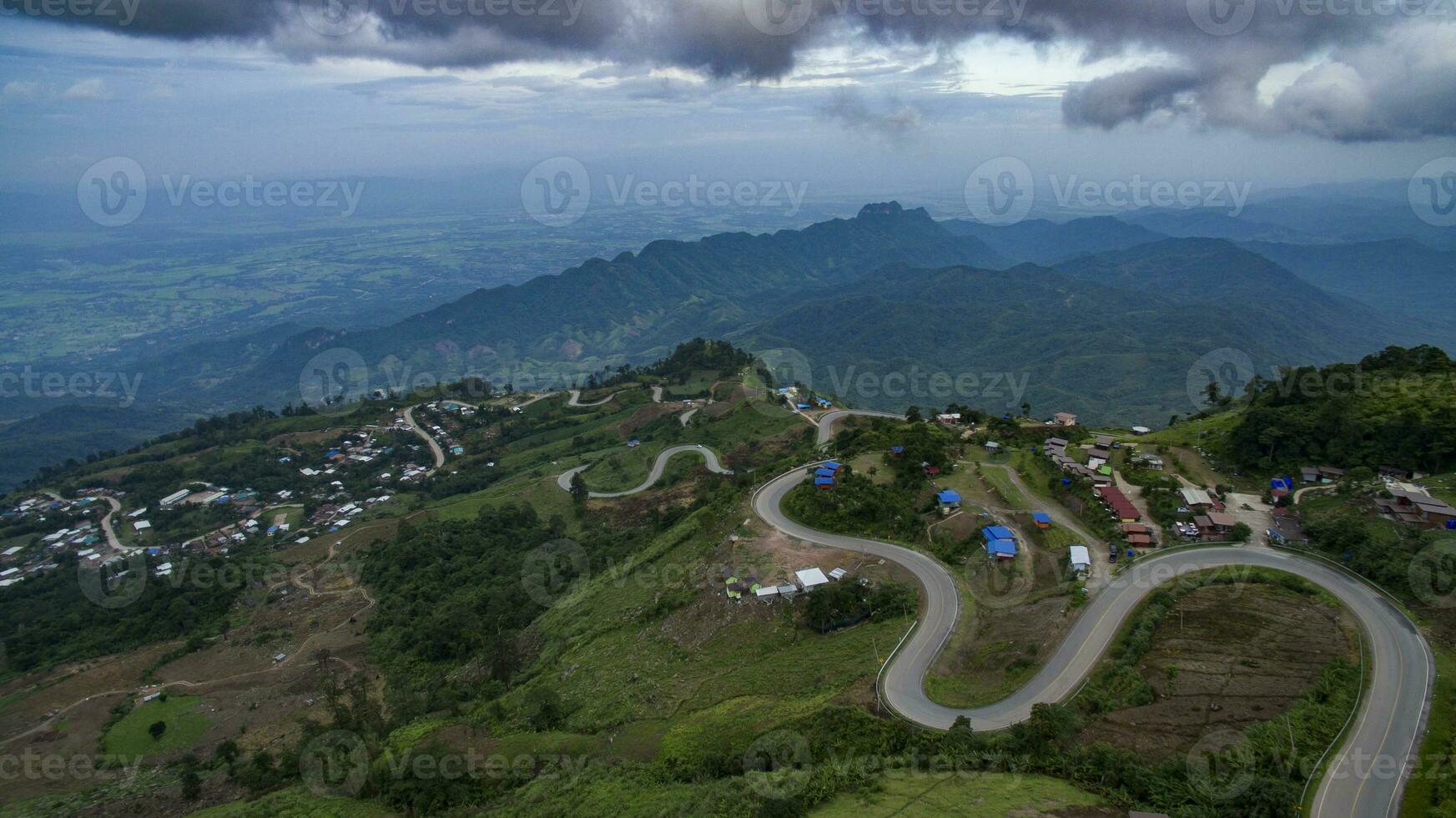 alto angolo Visualizza di phu tubberk uno di maggior parte popolare inverno in viaggio destinazione nel Tailandia foto