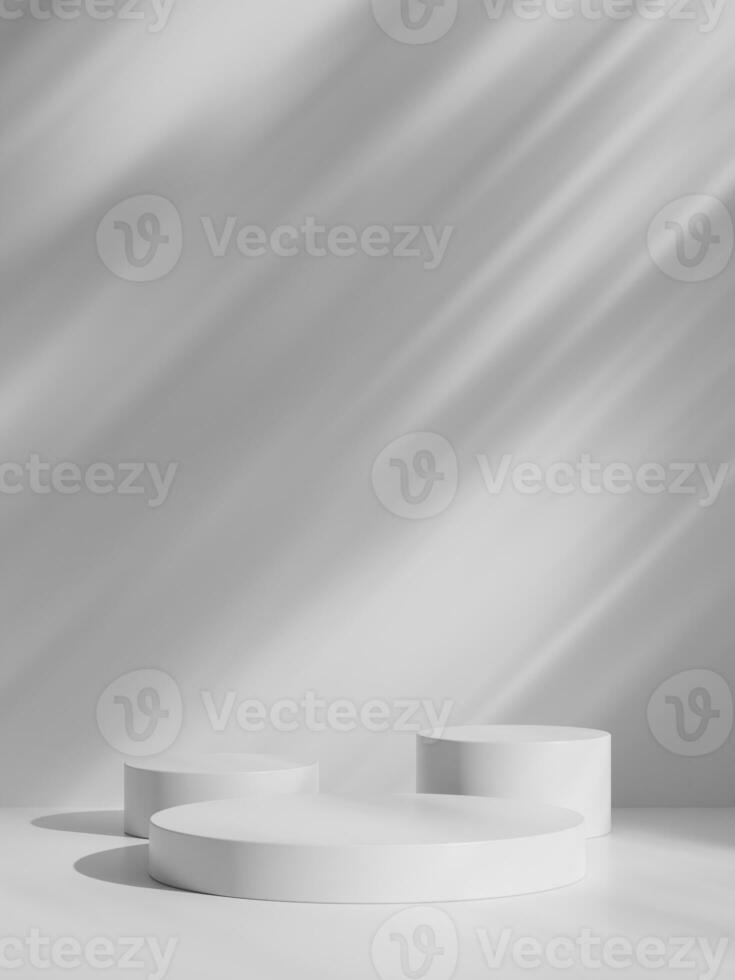semplice bianca minimo sfondo con Prodotto Schermo piattaforma. vuoto studio con cerchio podio piedistallo su un' ombra sfondo. foto
