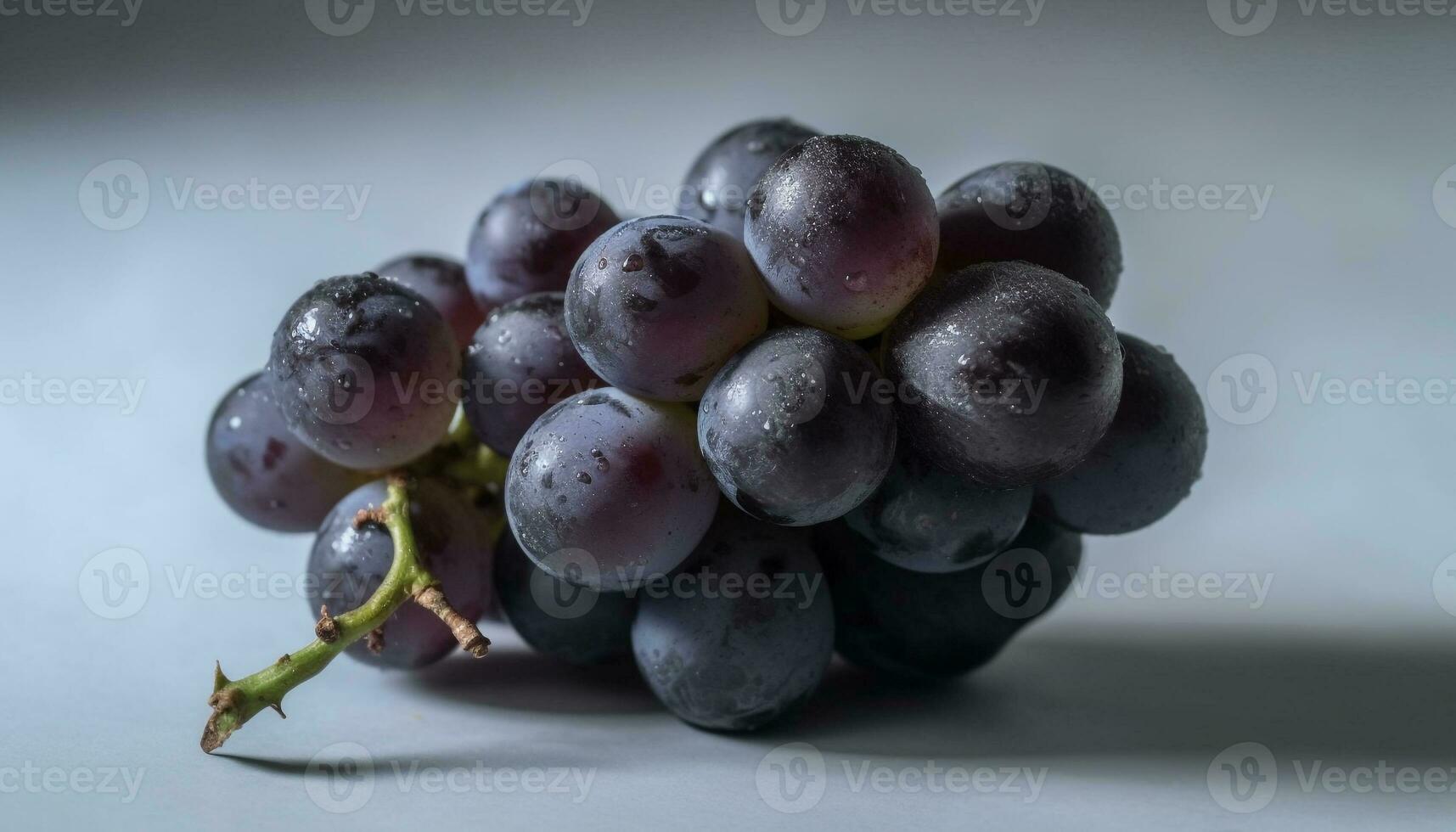 succoso viola uva grappolo, maturo e fresco, vicino su nel natura generato di ai foto