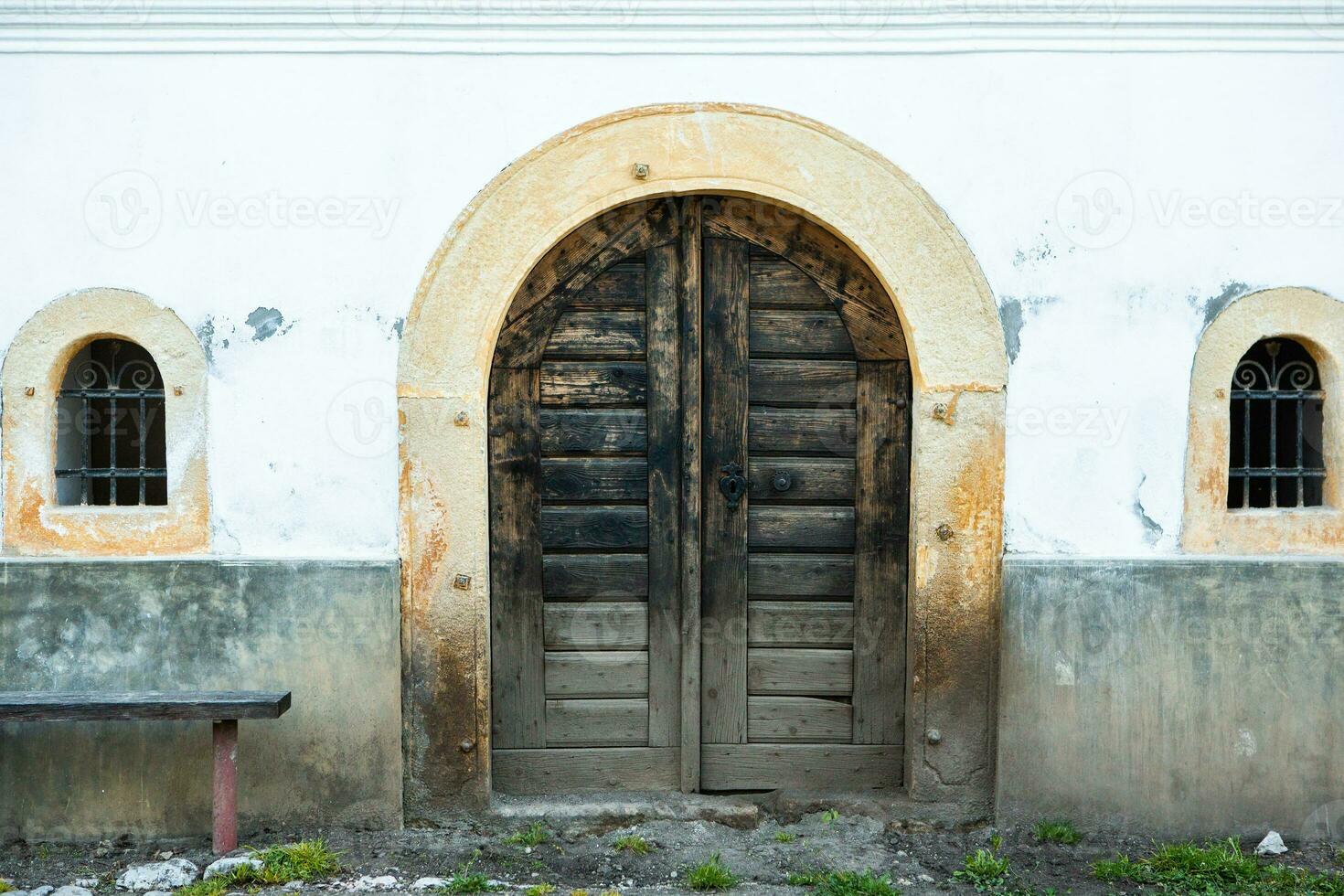 rimetea è un' piccolo villaggio collocato nel transilvania, Romania. esso è situato nel il apuseni montagne e è conosciuto per suo pittoresco ambientazione e bene conservato ungherese architettonico stile. foto