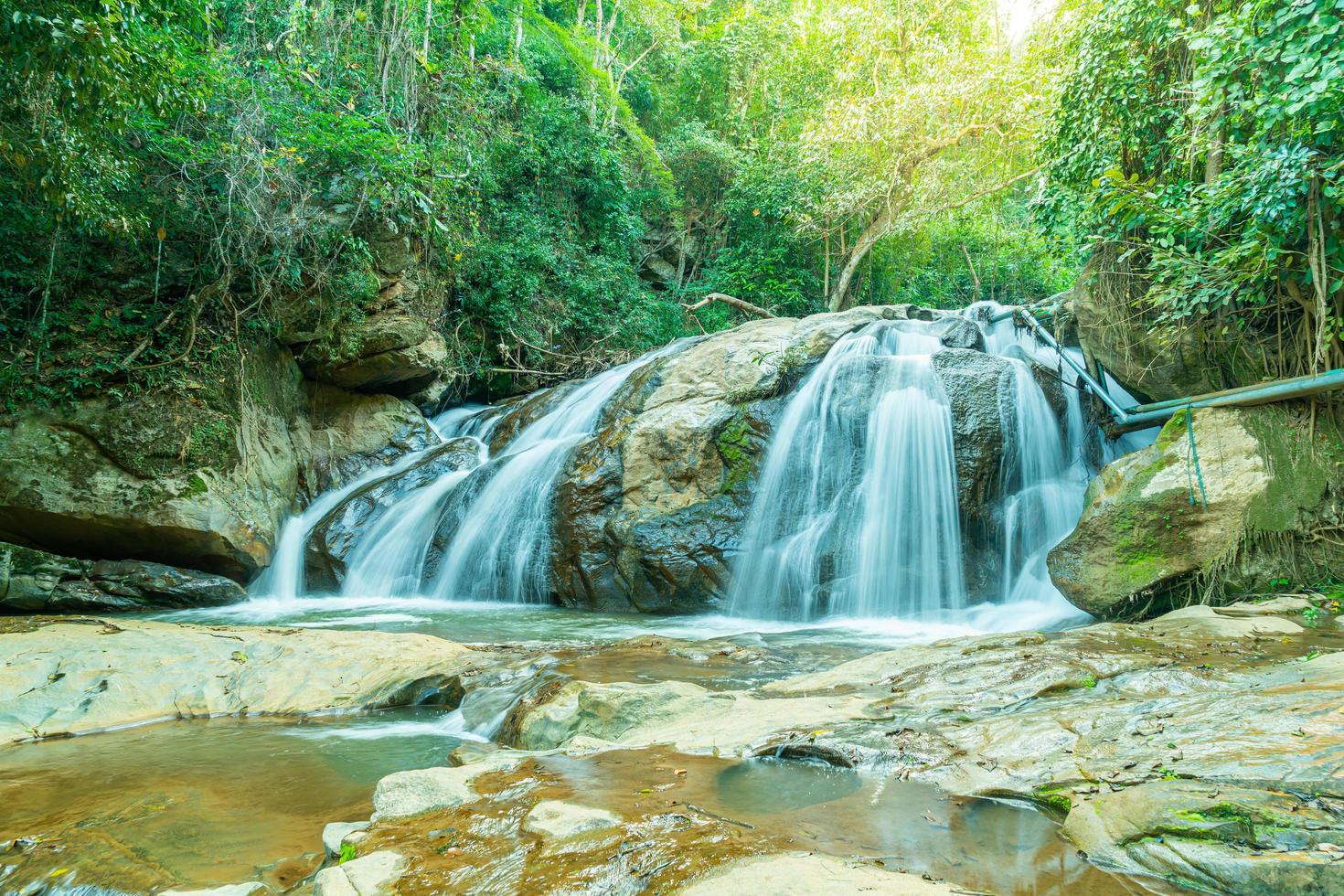 mae sa cascata in thailandia foto