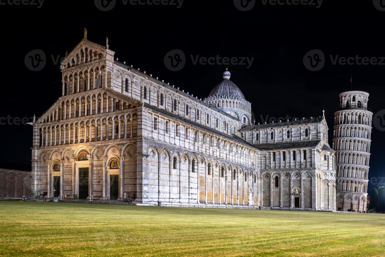 la torre pendente di pisa foto