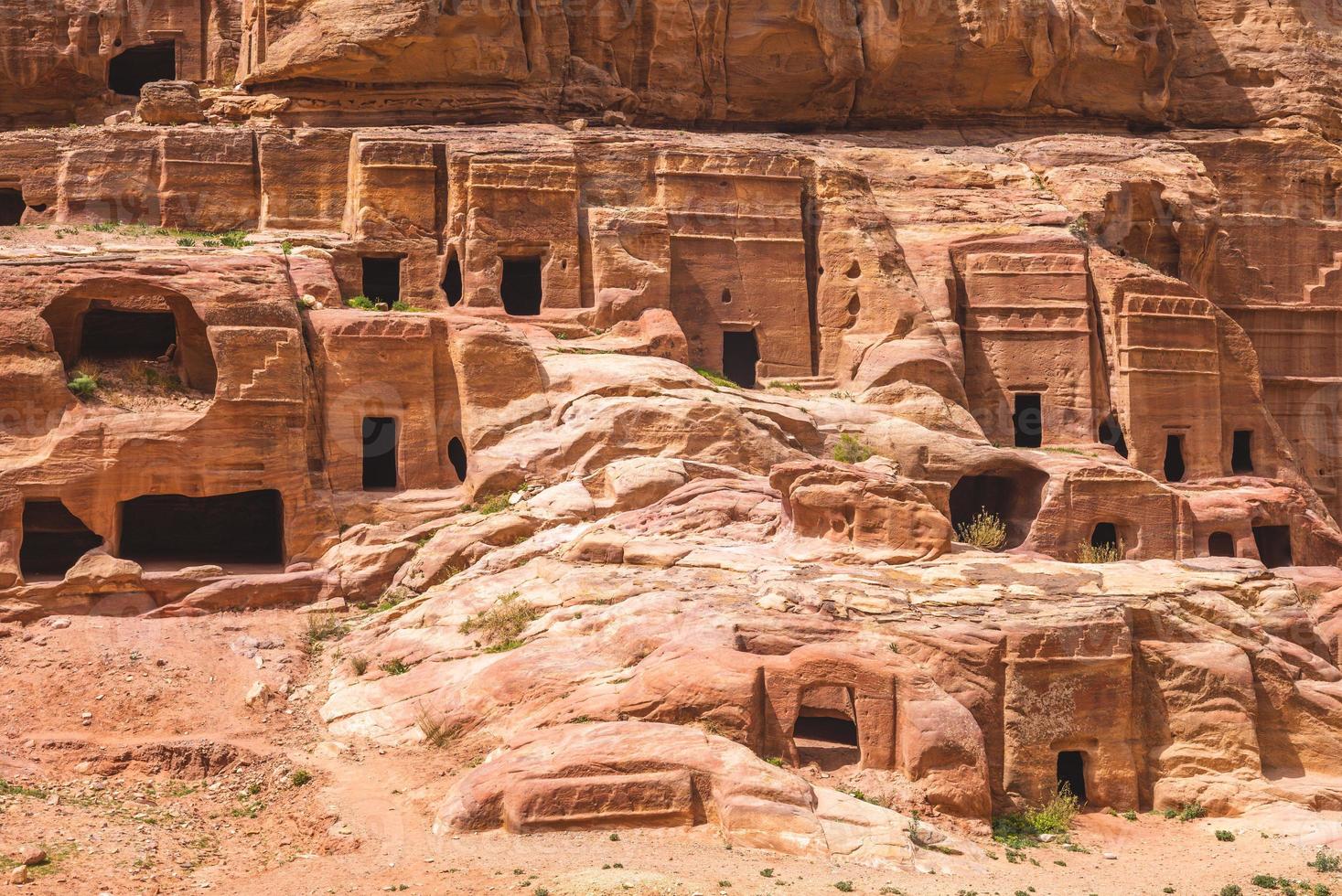 casa grotta tradizionale a petra jordan foto