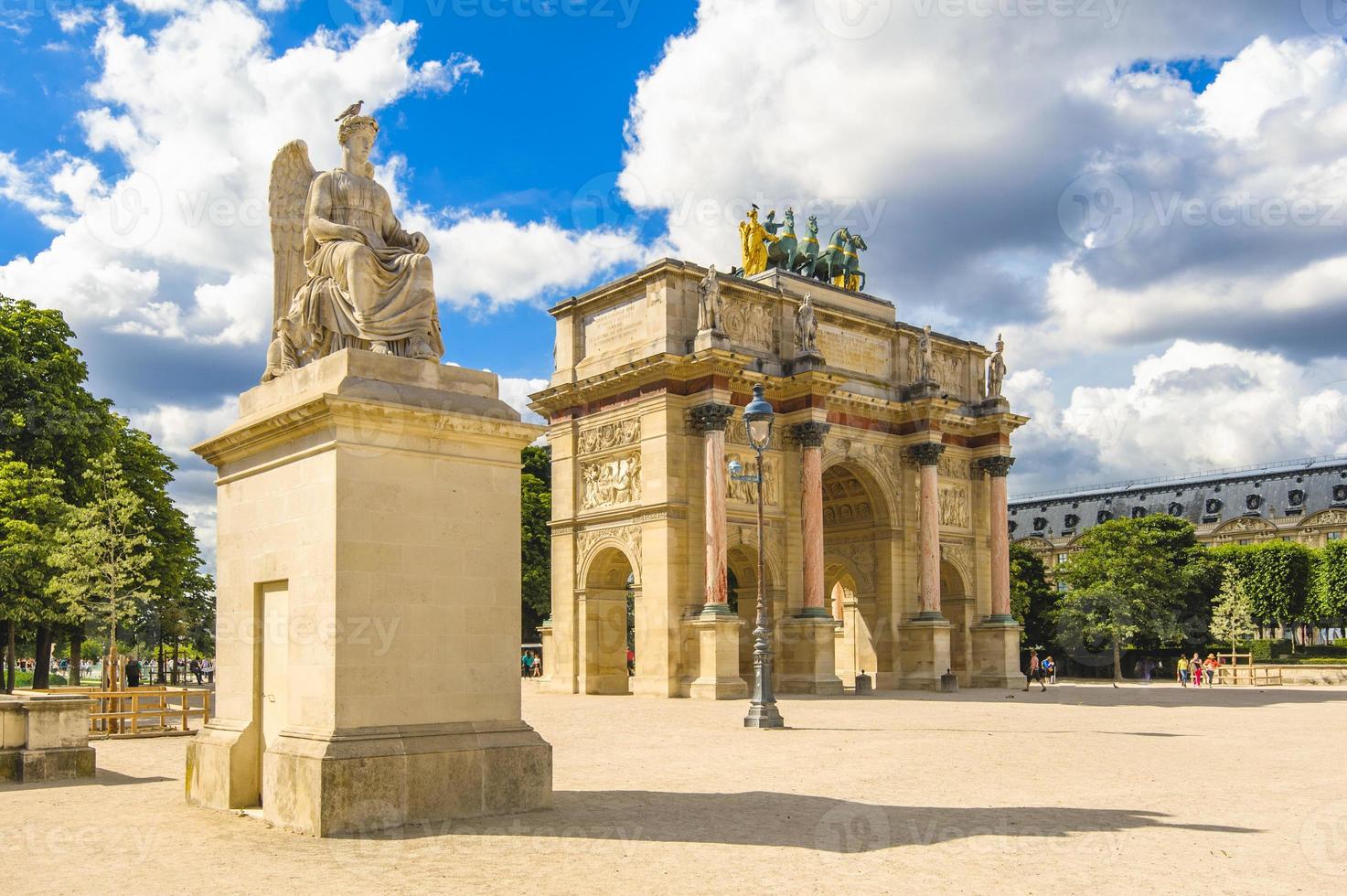 arco di trionfo del carosello a parigi, francia foto
