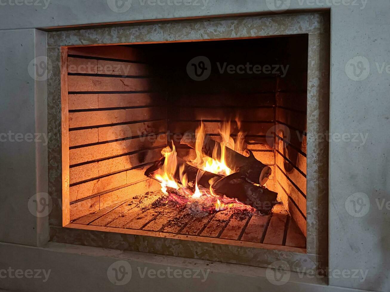 calmante ambientazione di un' cabina camino foto