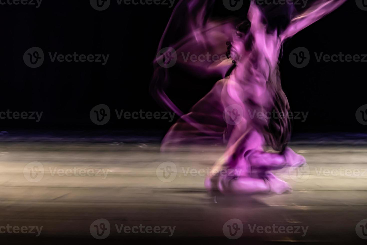 il movimento astratto della danza foto