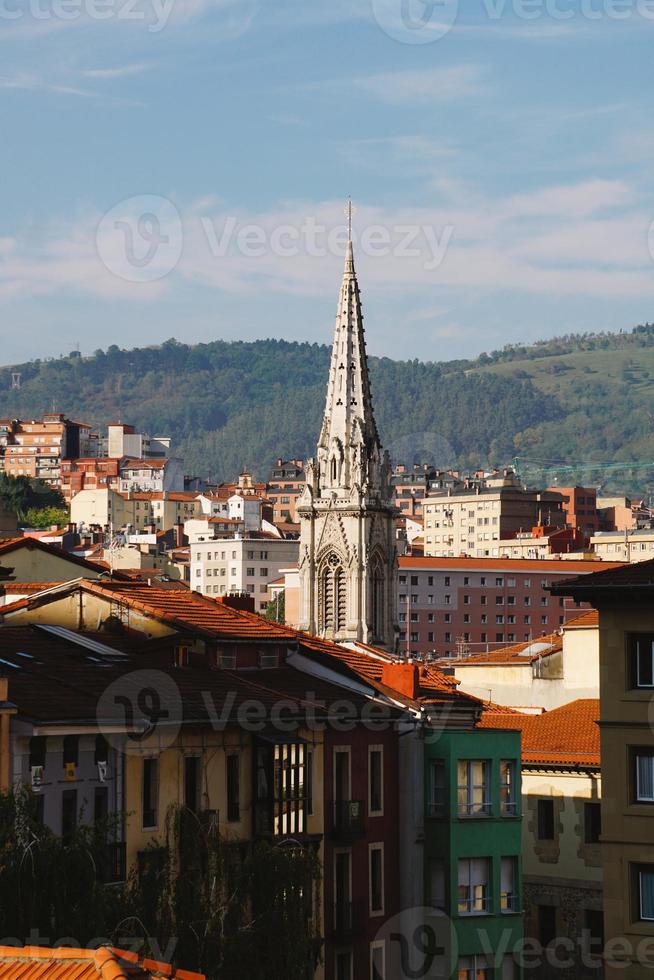 paesaggio urbano della città di bilbao spagna foto