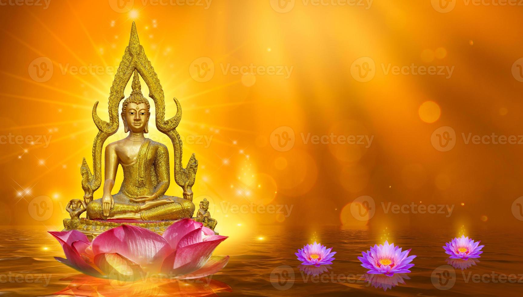 statua del buddha water lotus buddha in piedi sul fiore di loto su sfondo arancione foto